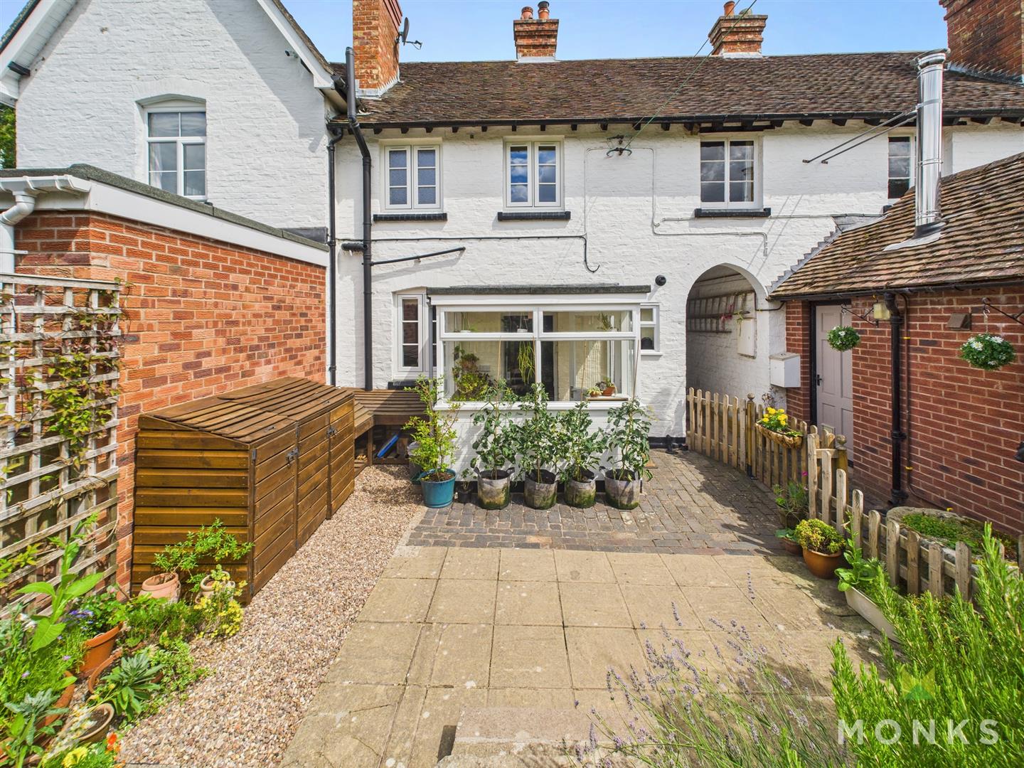 3 Model Cottages, Shrewsbury, SY4 4BW SSTC 3 Model Cottages, Shrewsbury, SY4 4BW SSTC